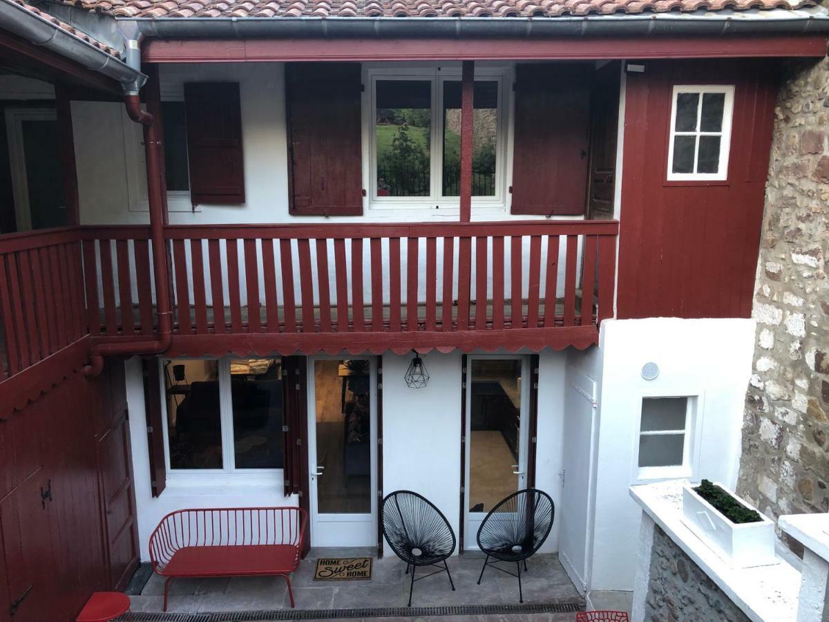 Maison Simonenia Saint-Jean-Pied-de-Port Extérieur photo